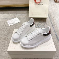 Alexander Mcqueen Low Shoes